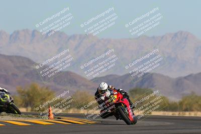 media/Nov-06-2022-SoCal Trackdays (Sun) [[208d2ccc26]]/Turn 14 (930am)/